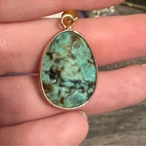 Faceted Turquoise Stone Necklace - Genuine Crystal - NWOT